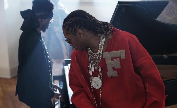 future vistiendo jersey oversized raf simons varsity fw 16