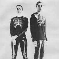 historia estamapado esqueleto moda